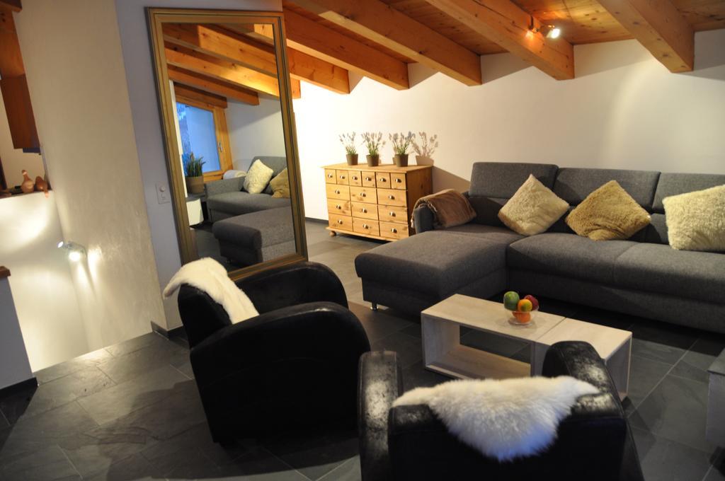 Crap Da Flem - 3.5 Zimmer Ferienwohnung Am Sonnenhang Von Flims Buitenkant foto